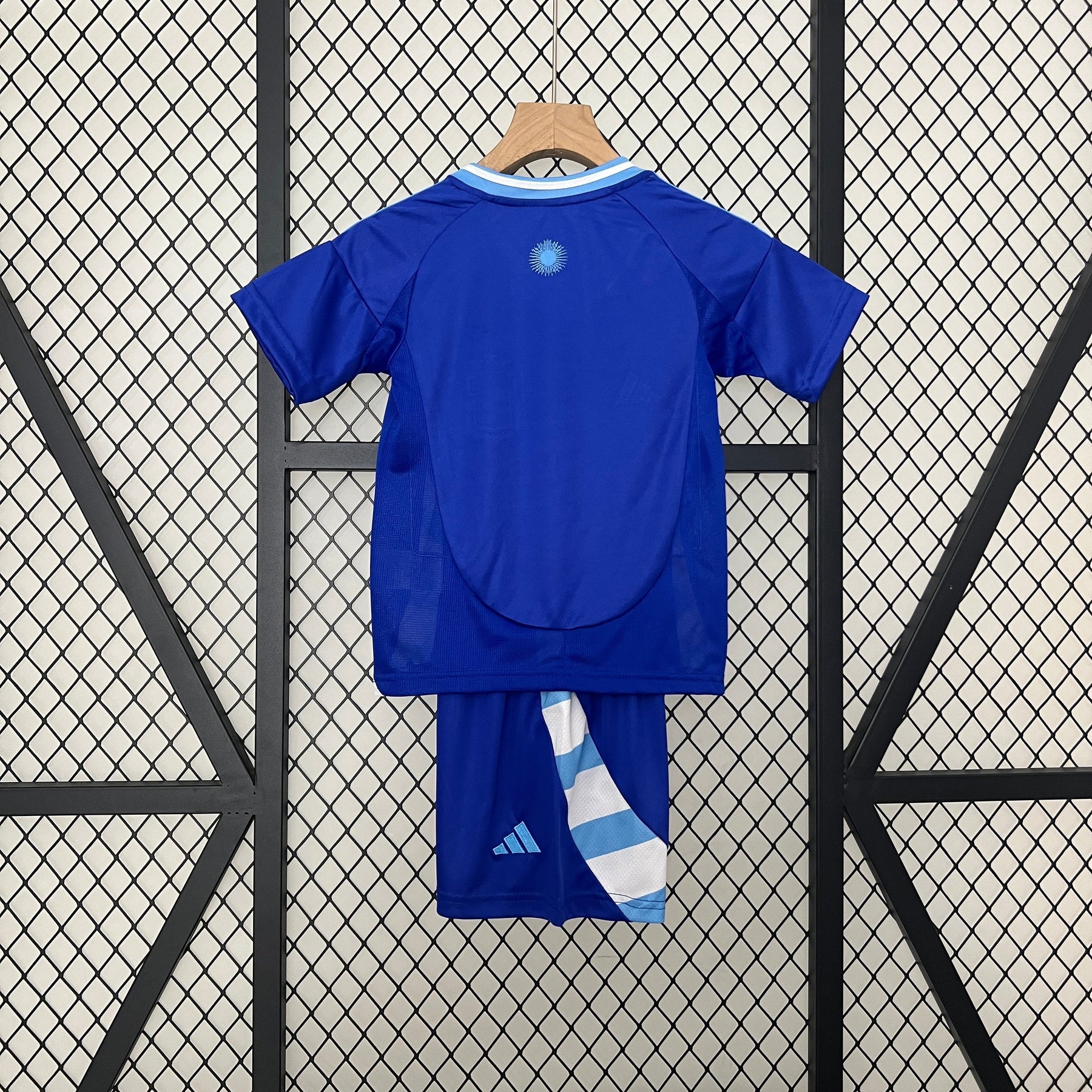 Kit Infantil Seleção Argentina Away 2024/25 - Adidas Torcedor - Azul