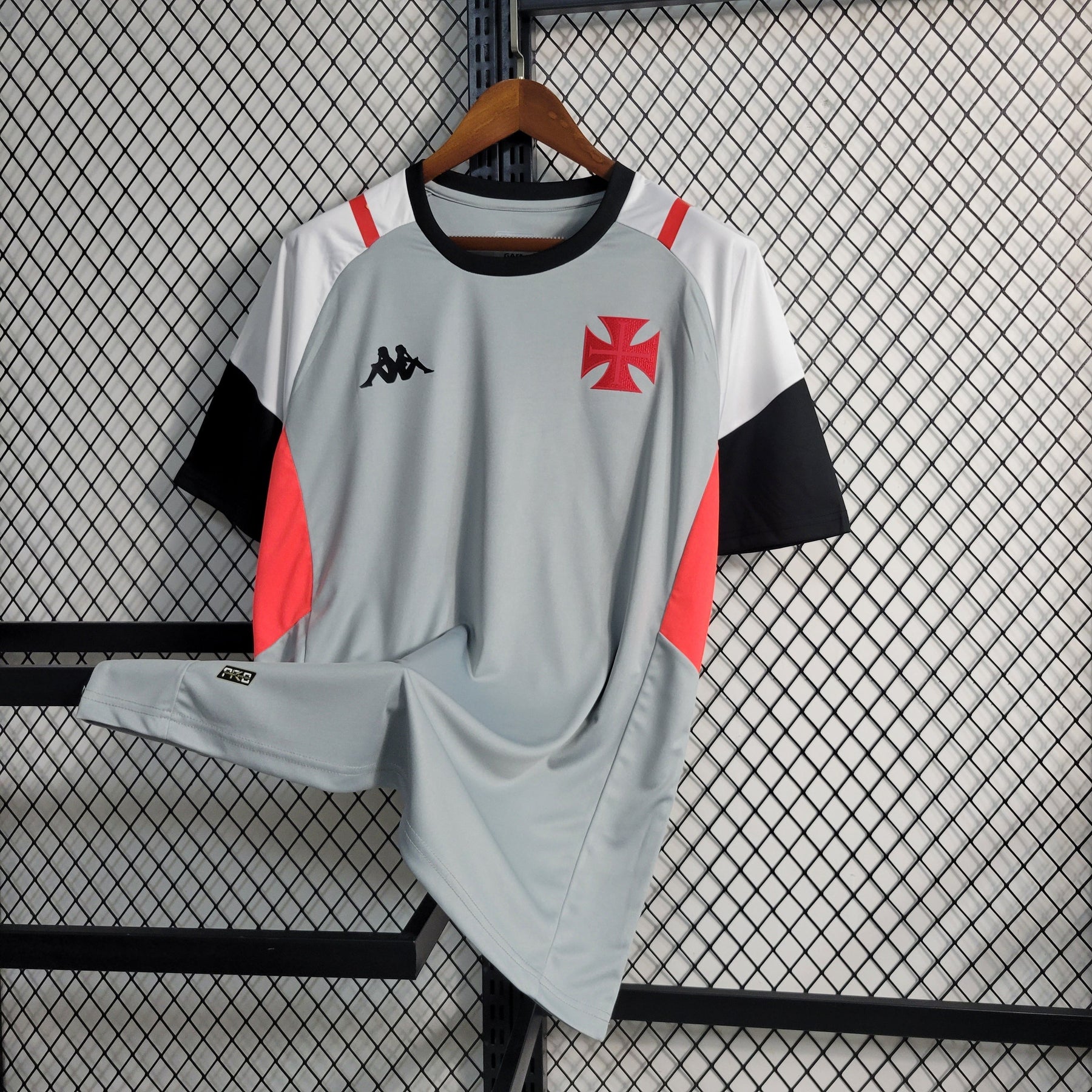 Camisa Vasco da Gama Treino 2023/24 - Kappa Torcedor Masculina - Cinza