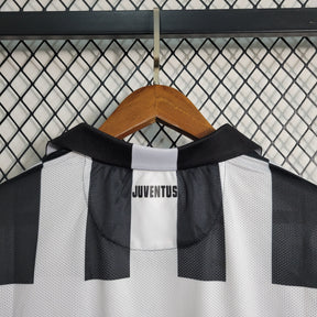 Camisa Juventus Home 2014/15 - Nike Retrô Masculina - Preta/Branca