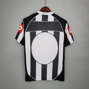 Camisa Juventus Home 2002/03 - Lotto Retrô Masculina - Preta/Branca