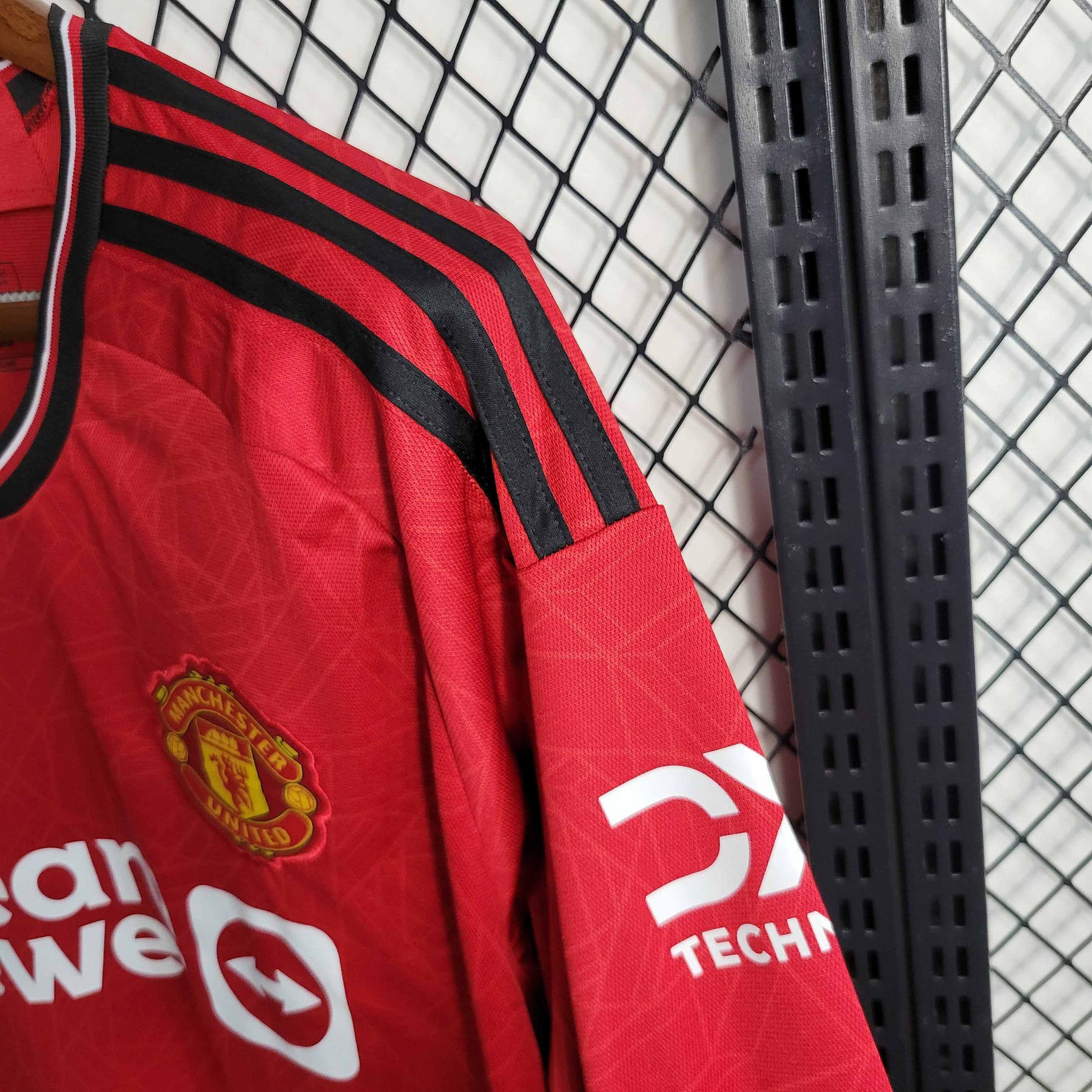 Camisa Manga Longa Manchester United Home 2023/24 - Adidas Torcedor Masculina - Vermelha/Preta