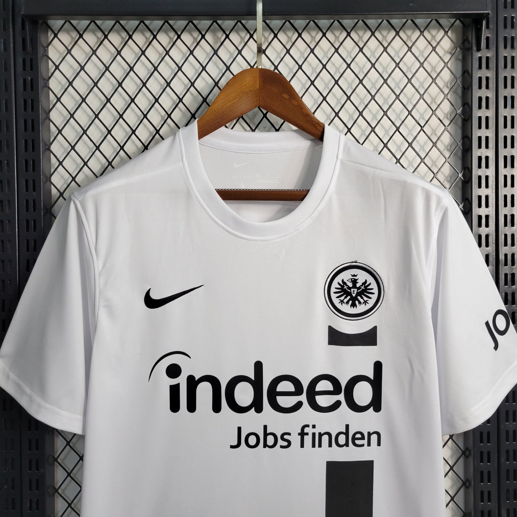 Camisa Frankfurt Away 2023/24 - Nike Torcedor Masculina - Branca/Preta