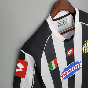 Camisa Juventus Home 2002/03 - Lotto Retrô Masculina - Preta/Branca