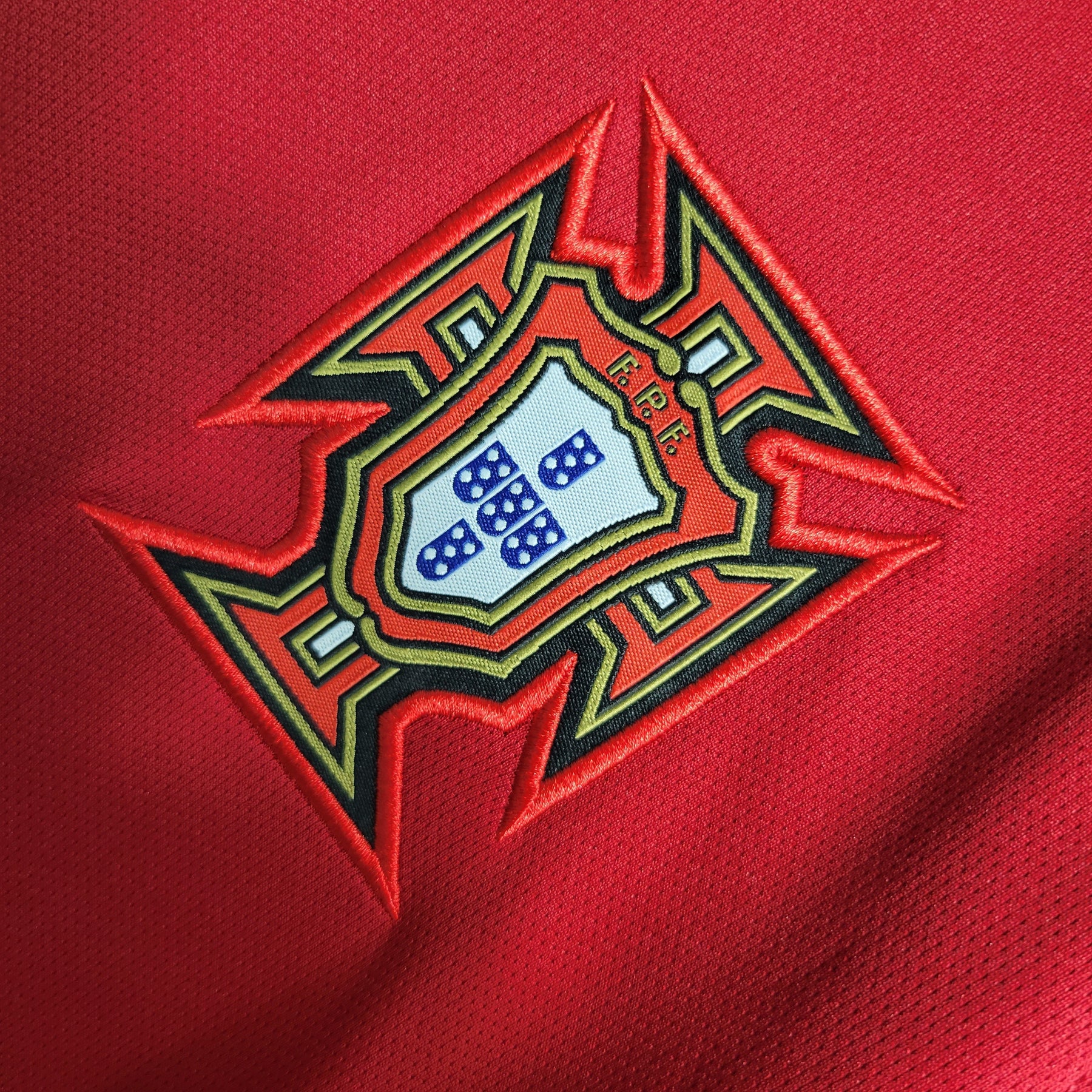 Camisa Seleção Portugal Manga Longa Home 2016/17 - Nike Retrô Masculina - Vermelha/Verde