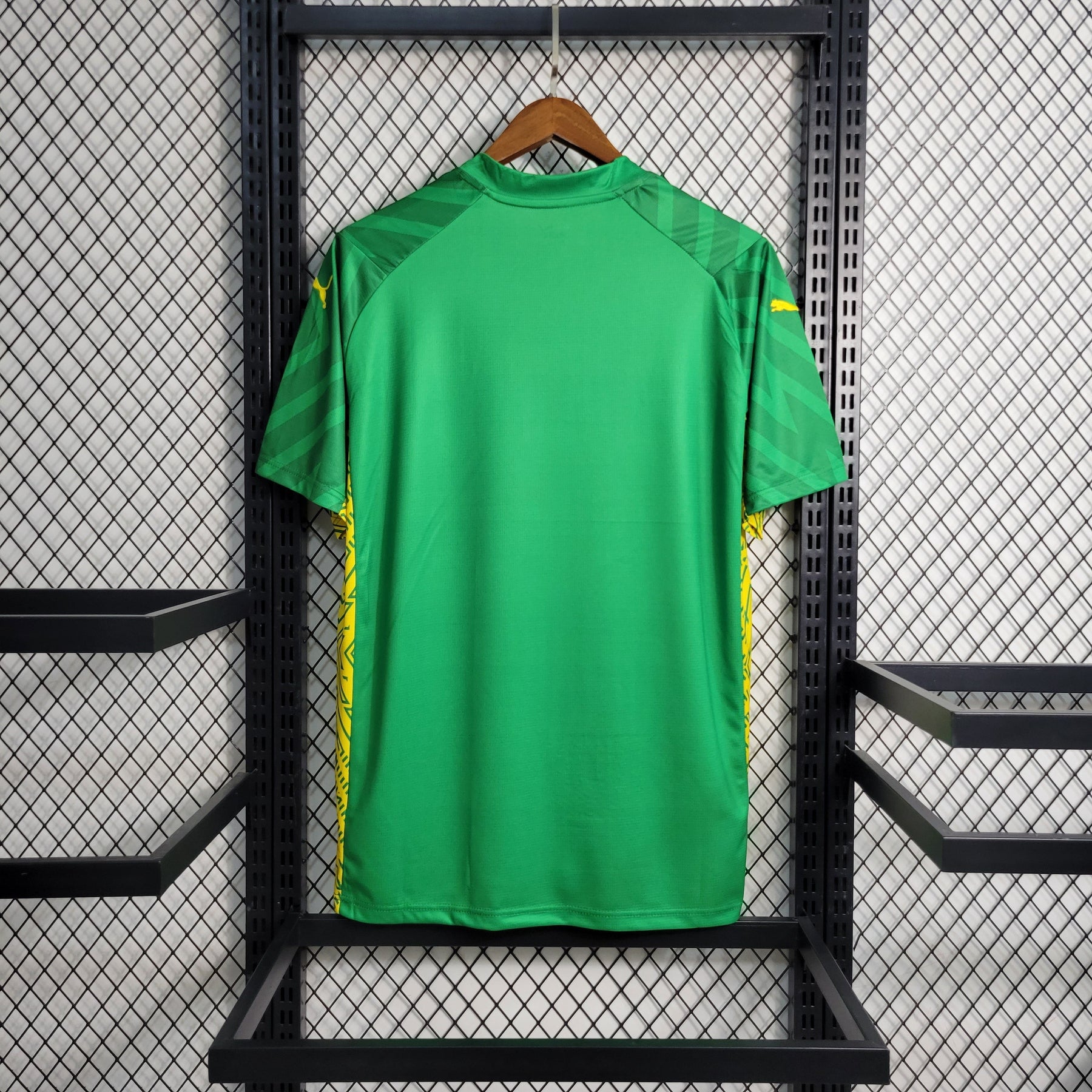 Camisa Manchester City Goleiro 2023/24 - Puma Torcedor Masculina - Verde/Amarela