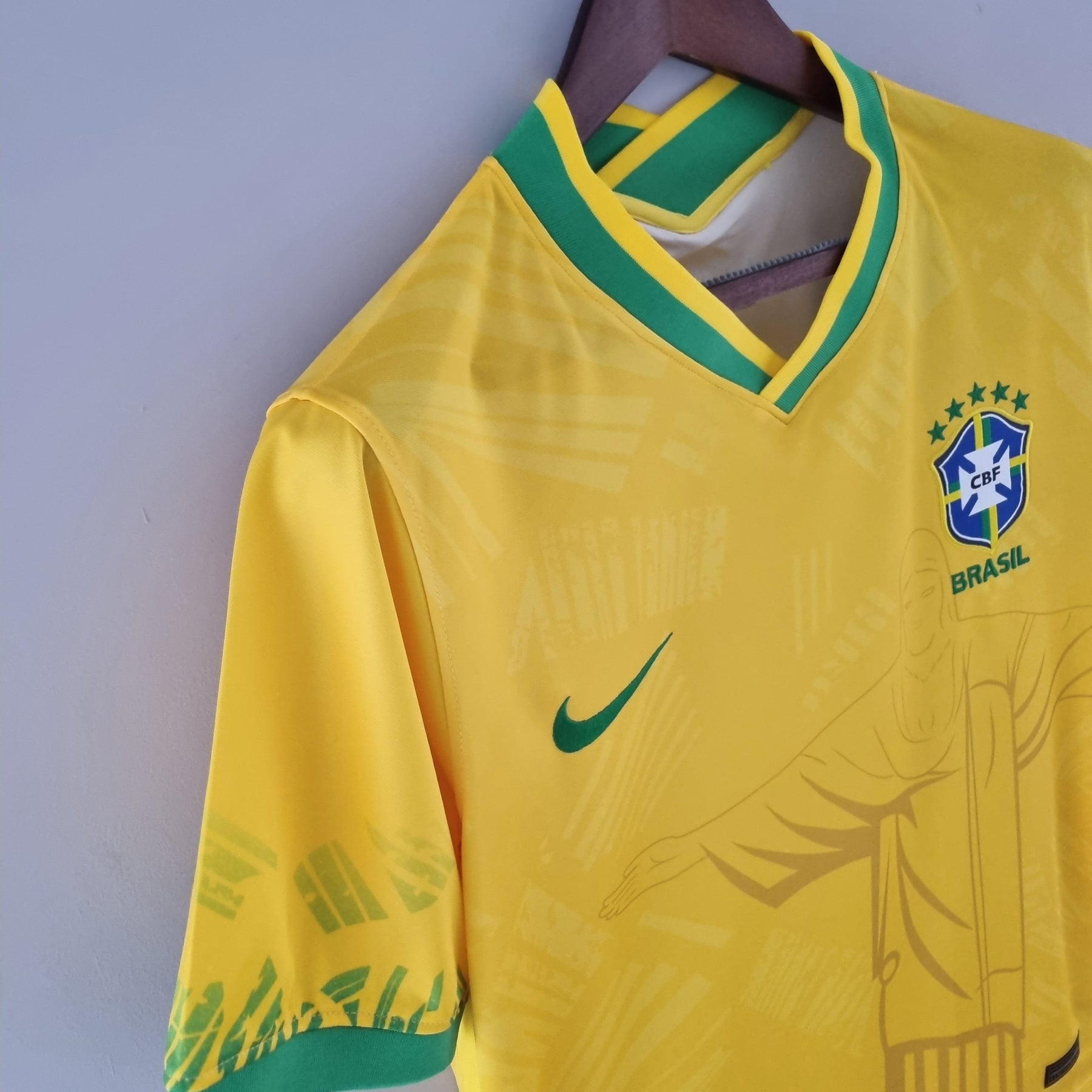 Camisa Seleção Brasil Edição Especial 2022 - Nike Torcedor Masculina - Amarela/Verde