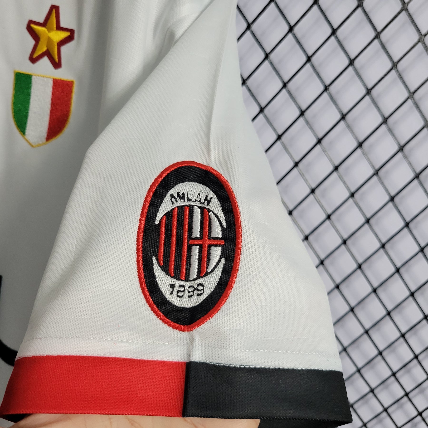 Camisa Milan Away 1995/96 - Lotto Retrô Masculina - Branca/Vermelha