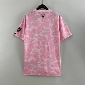 Camisa Inter Miami Edição Especial Bape 2023/24 - Bape Torcedor Masculina - Rosa/Branca