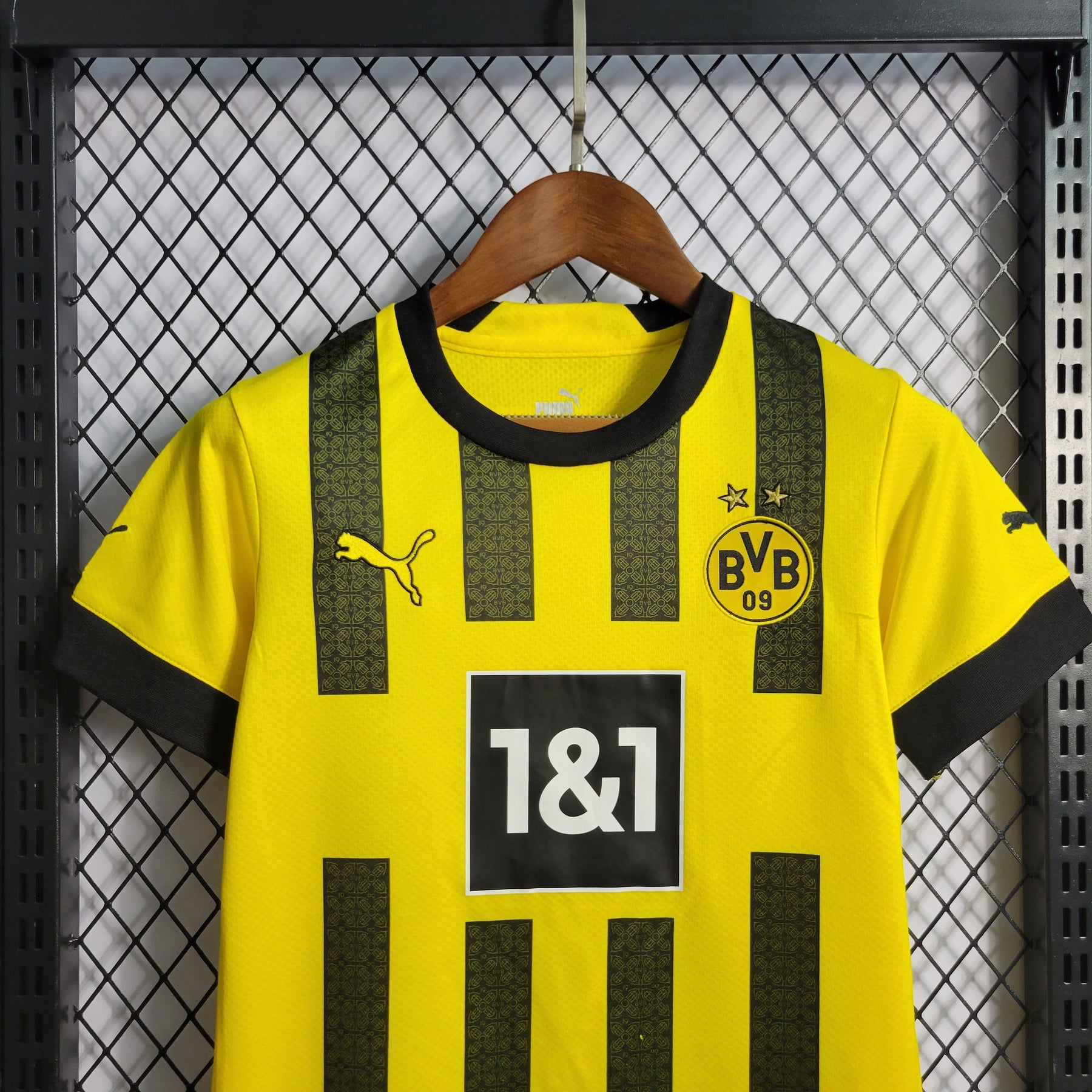 Kit Infantil Borussia Dortmund Home 2022/23 - Puma Torcedor - Amarela/Preta