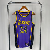 Regata NBA Los Angeles Lakers Statement Edition Kobe Bryant 24 Roxa