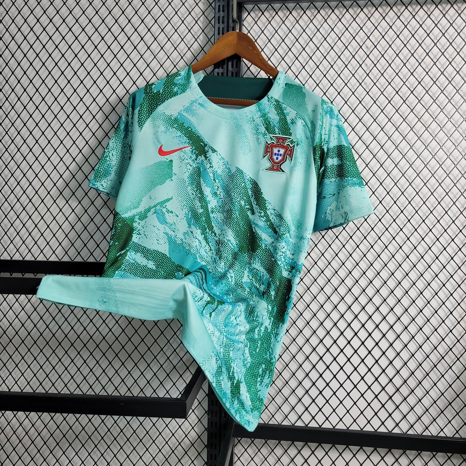 Camisa Portugal Treino 2023/24 - Nike Torcedor Masculina - Verde