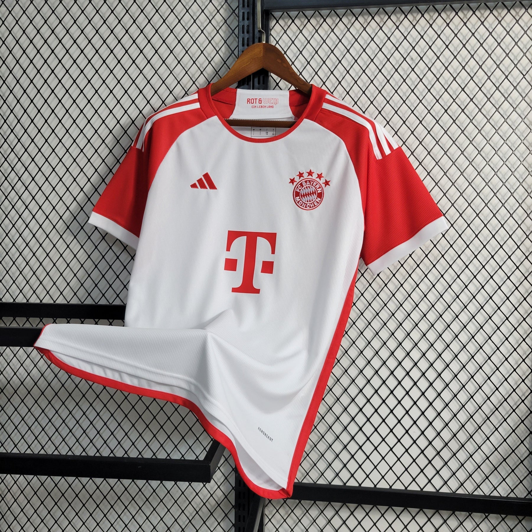 Camisa Bayern de Munique Away 2023/24 - Adidas Torcedor Masculina - Branca/Vermelha