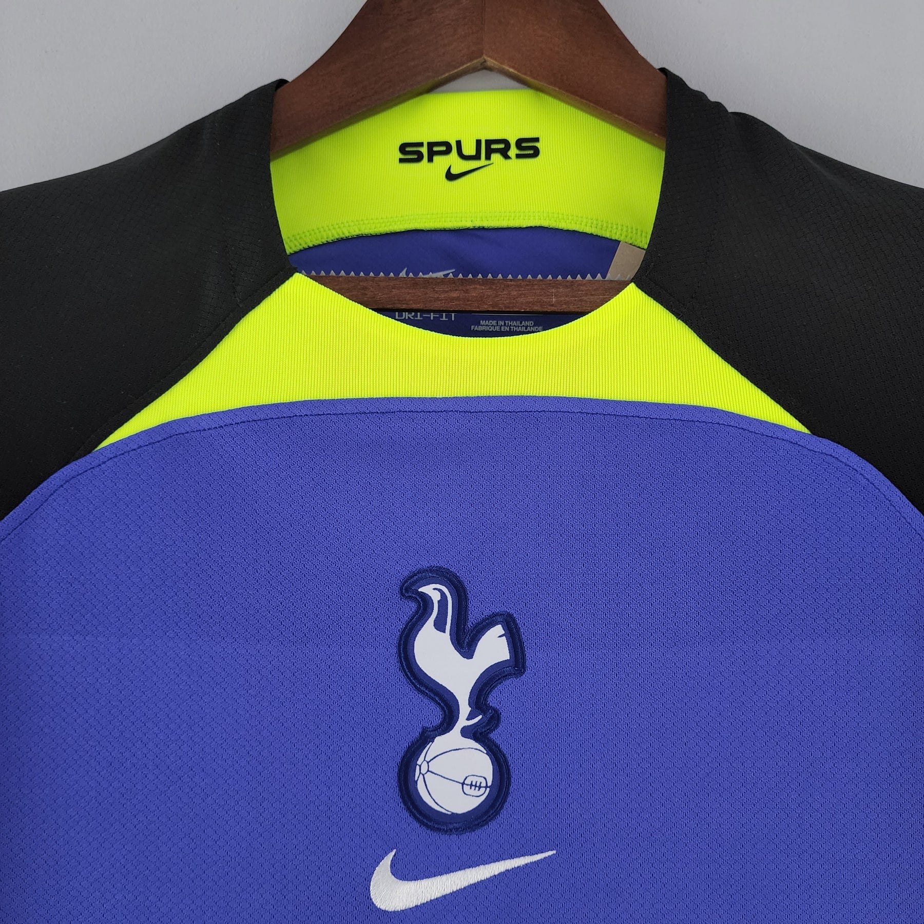 Camisa Tottenham Away 2022/23 - Nike Torcedor Masculina - Azul/Preta