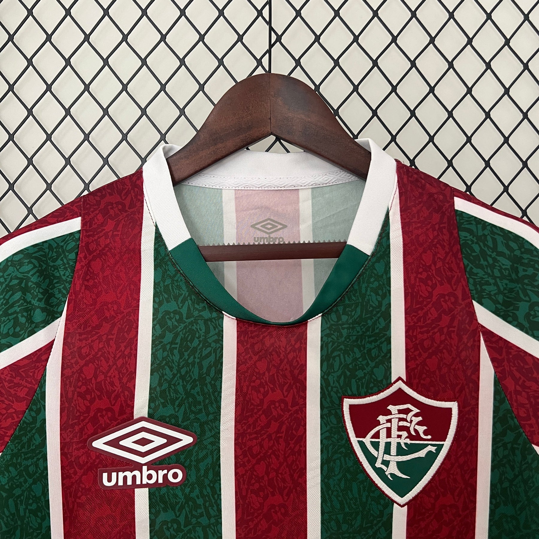 Camisa Fluminense Home 2024/25 - Umbro Torcedor Masculina - Verde/Vermelha