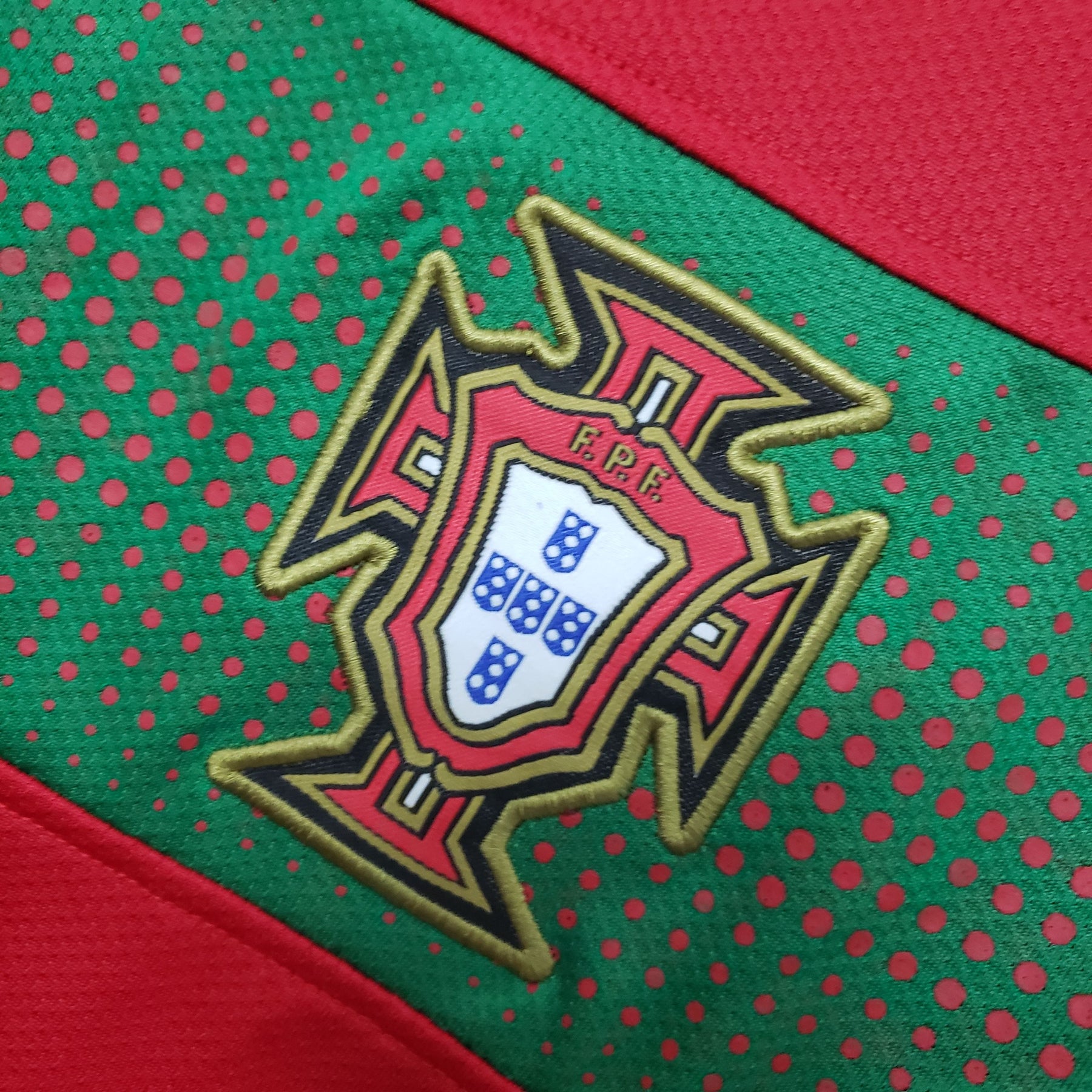 Camisa Portugal Home 2010 - Nike Retrô Masculina - Vermelha/Verde