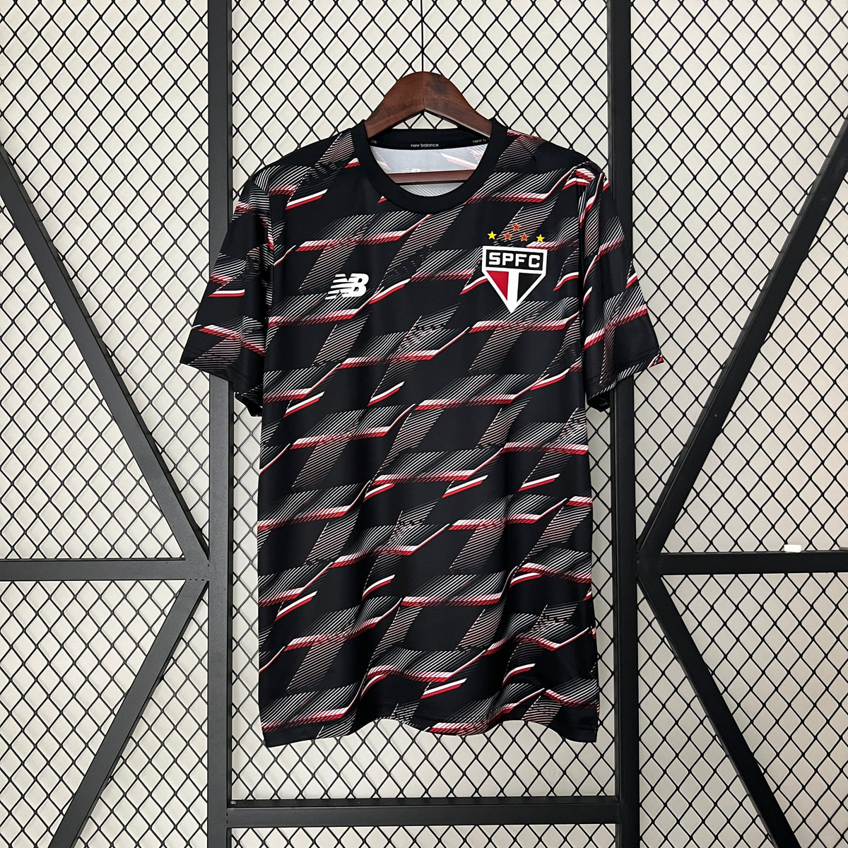 Camisa São Paulo Pré-Jogo 2024/25 - New Balace Torcedor Masculina - Preta/Vermelha