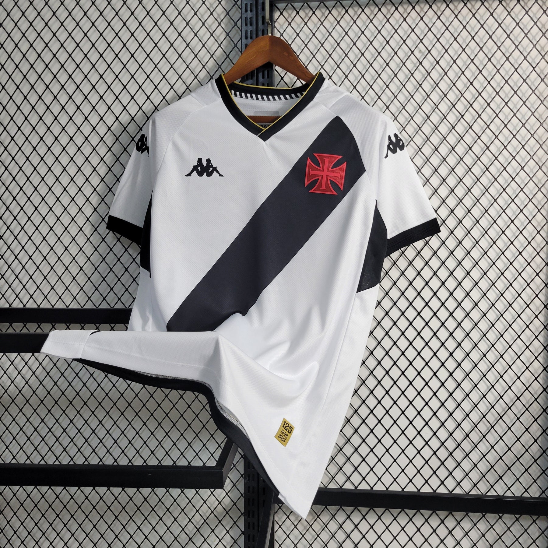 Camisa Vasco da Gama Home 2023/24 - Kappa Torcedor Masculina - Branca/Preta