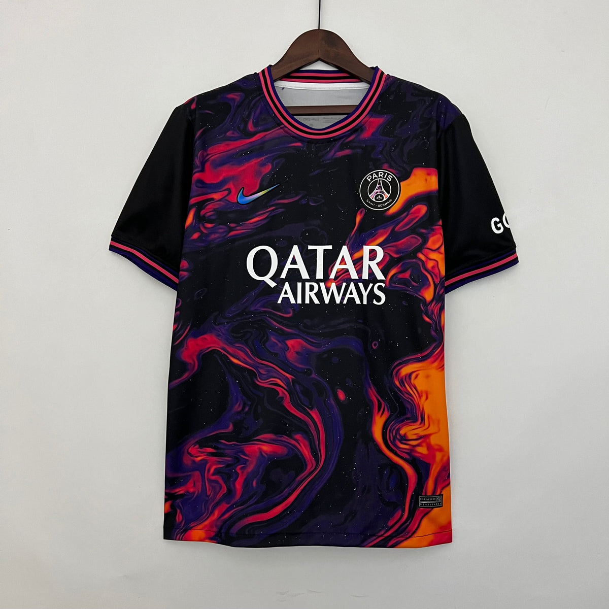 Camisa PSG Edição Especial 2023/24 - Nike Torcedor Masculina - Preta/Laranja