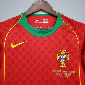 Camisa Seleção Portugal Home 2004/05 - Nike Retrô Masculina - Vermelha/Verde