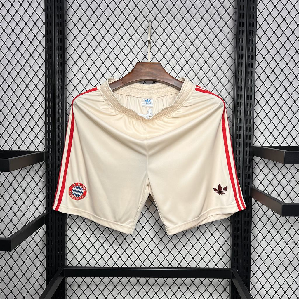 Shorts Bayern de Munique Away 2024/25 - Adidas Torcedor Masculina - Bege/Vermelha