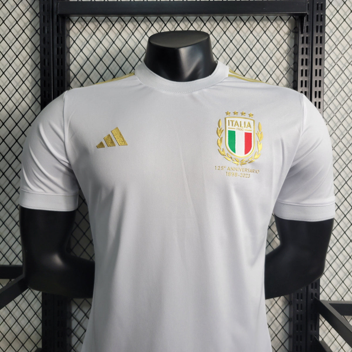 Camisa Seleção Itália Edição Especial 2023/24 - Adidas Jogador Masculina - Branca/Dourada