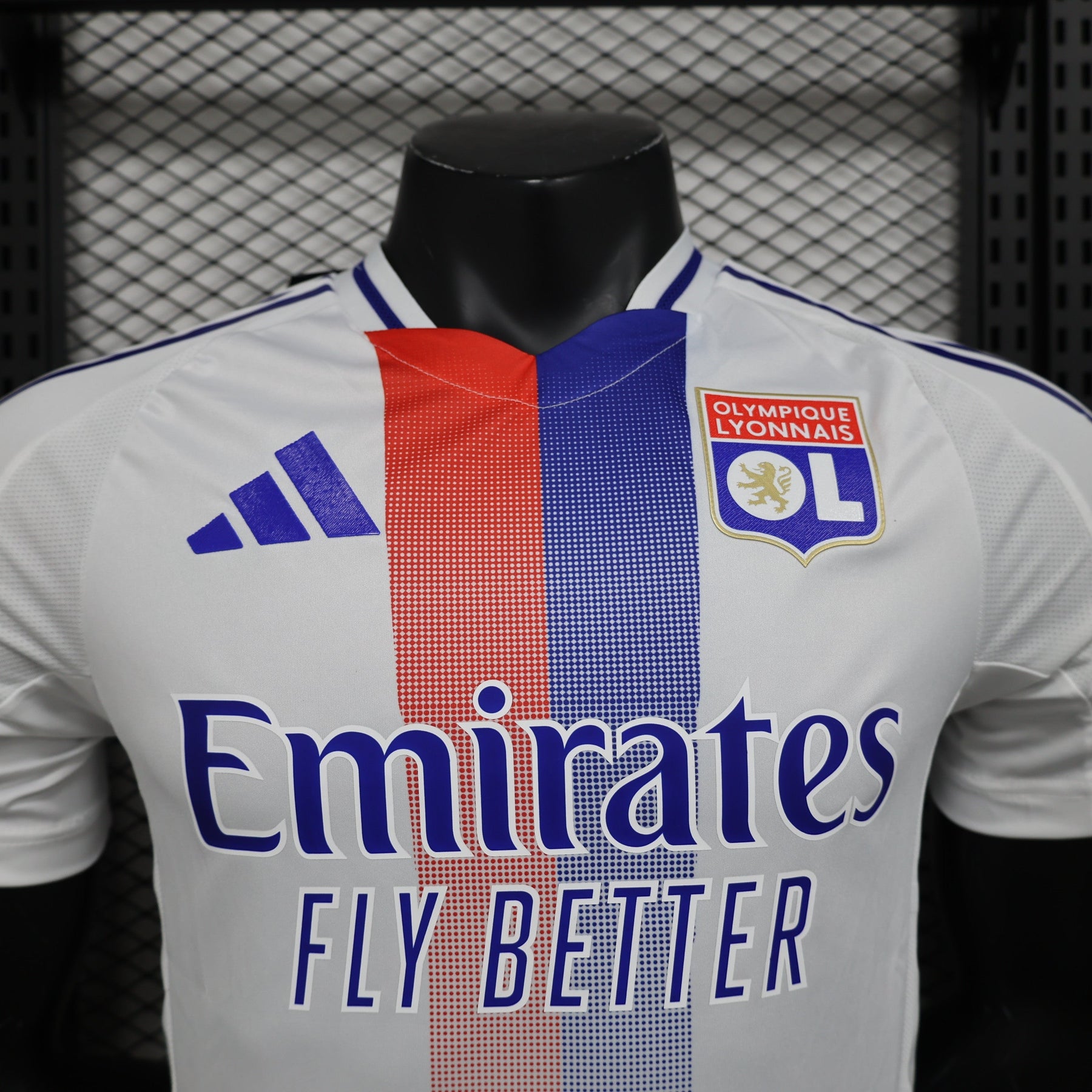 Camisa Lyon Home 2024/25 - Adidas Jogador Masculina - Branca/Azul/Vermelha