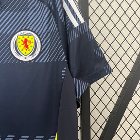 Camisa Seleção Escócia Home 2024/25 - Adidas Torcedor Masculina - Azul/Amarela