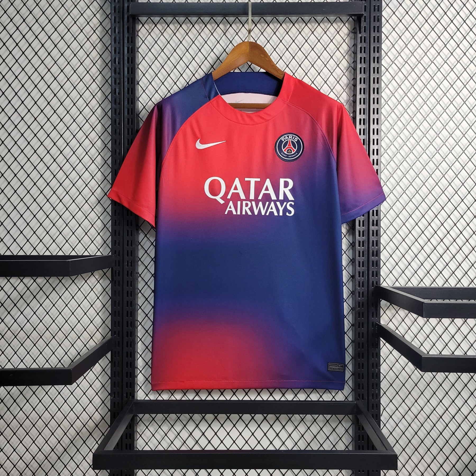 Camisa PSG Treino 2023/24 - Nike Torcedor Masculina - Vermelha/Azul