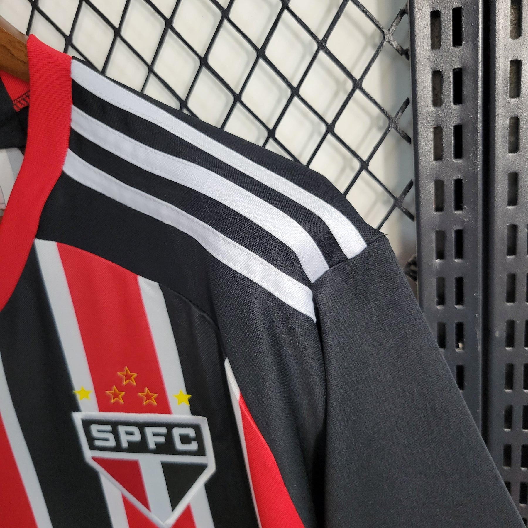 Camisa São Paulo Home 2023/24 - Adidas Torcedor Masculina - Vermelha/Preta