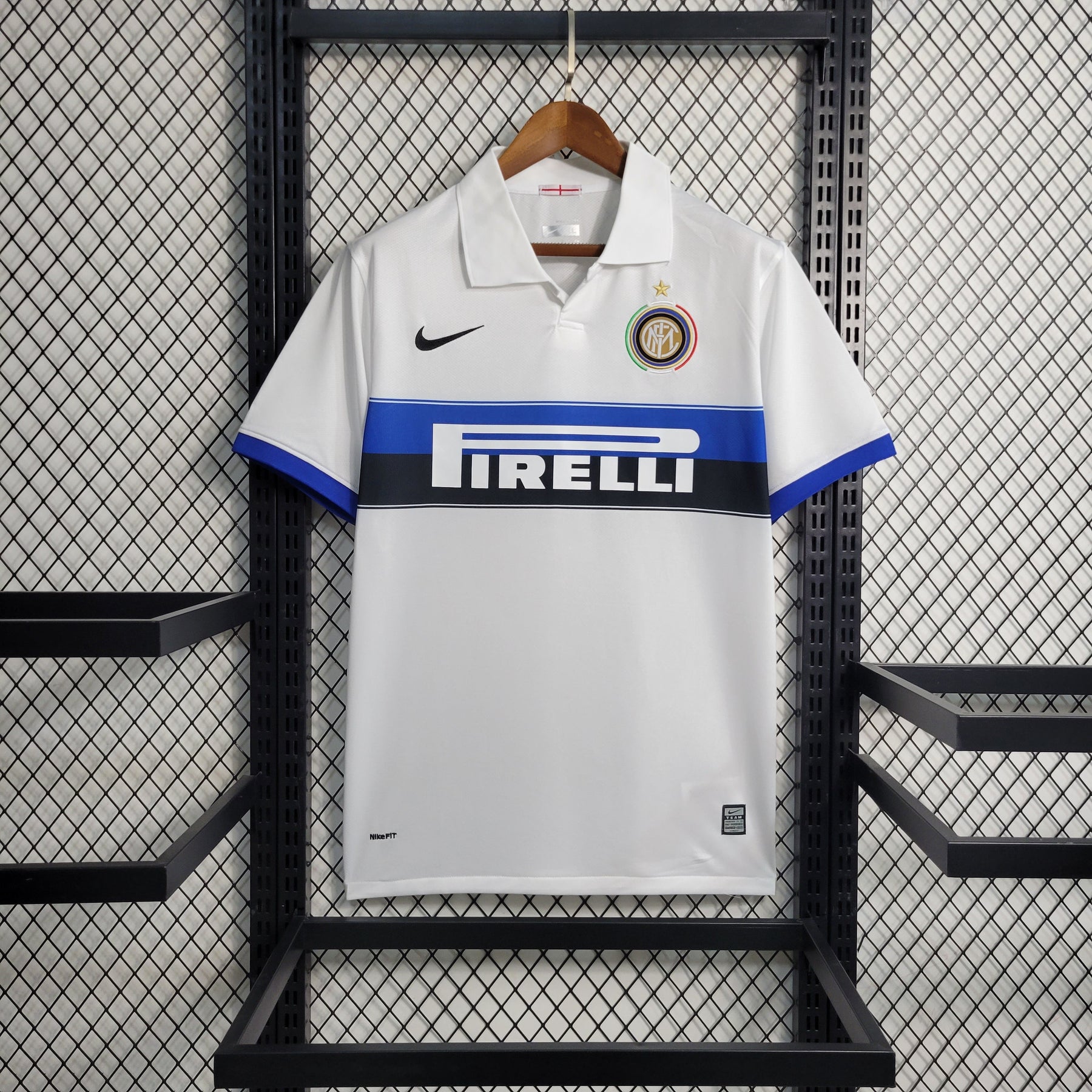 Camisa Inter de Milão Away 2009/10 - Nike Retrô Masculina - Branca/Preta