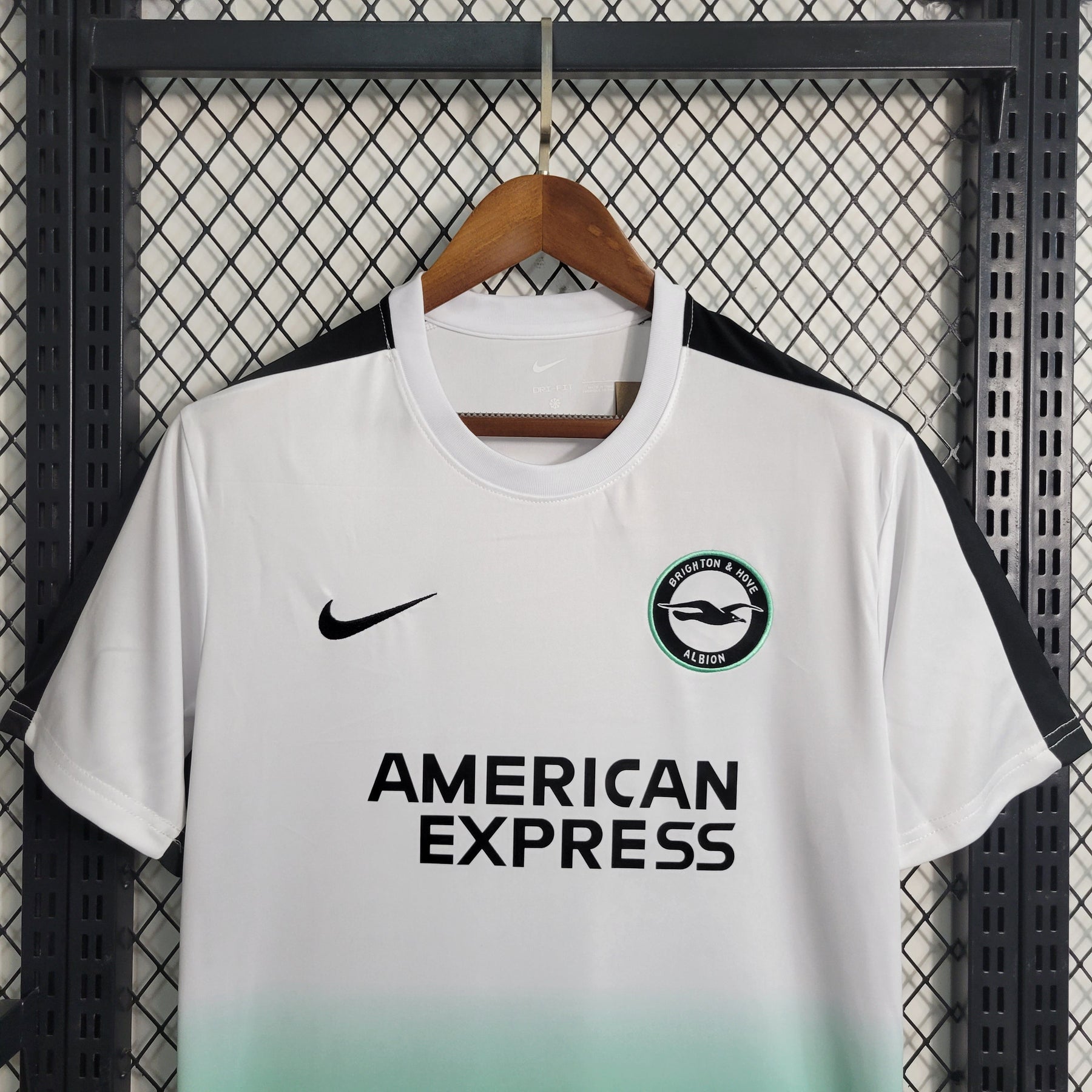 Camisa Brigthon Edição Especial 2023/24 - Nike Torcedor Masculina - Branca/Verde