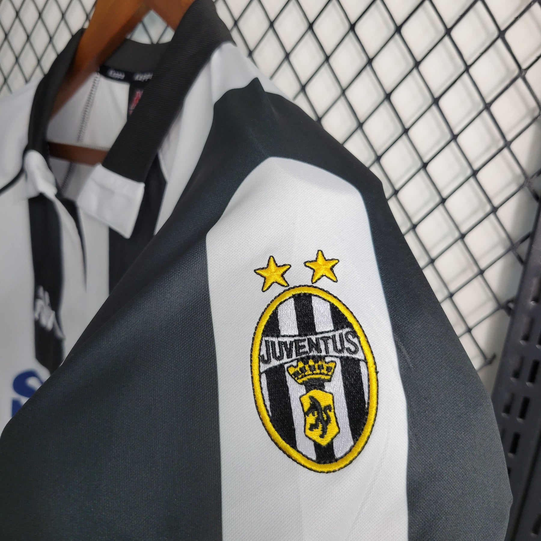 Camisa Juventus Home 1997/98 - Kappa Retrô Masculina - Branca/Preta