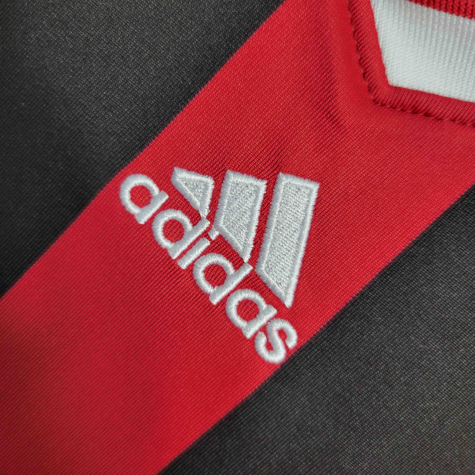 Camisa Milan Home 2009/10 - Adidad Retrô Masculina - Vermelha/Preta