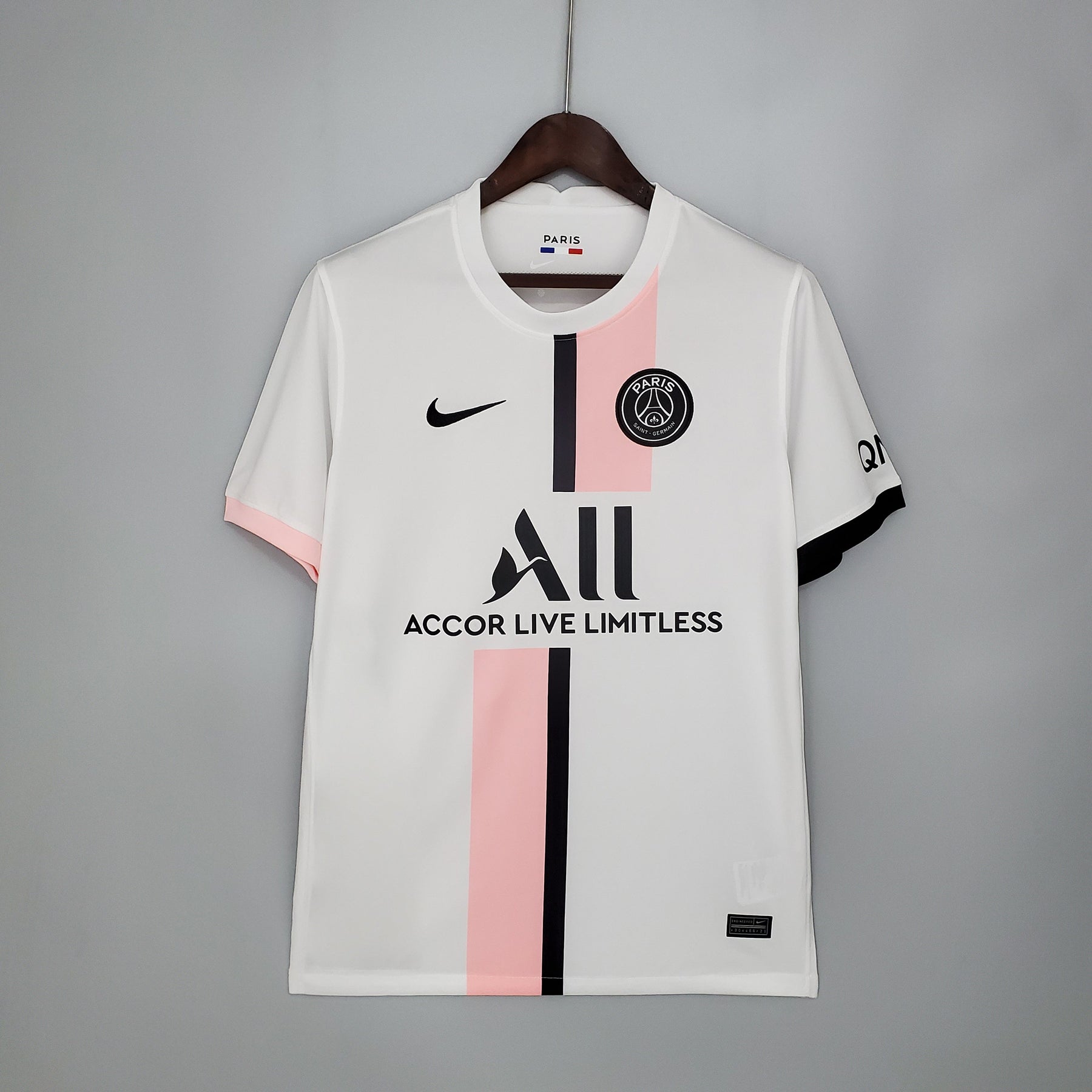 Camisa PSG Away 2021/22 - Nike Torcedor Masculina - Branca/Rosa