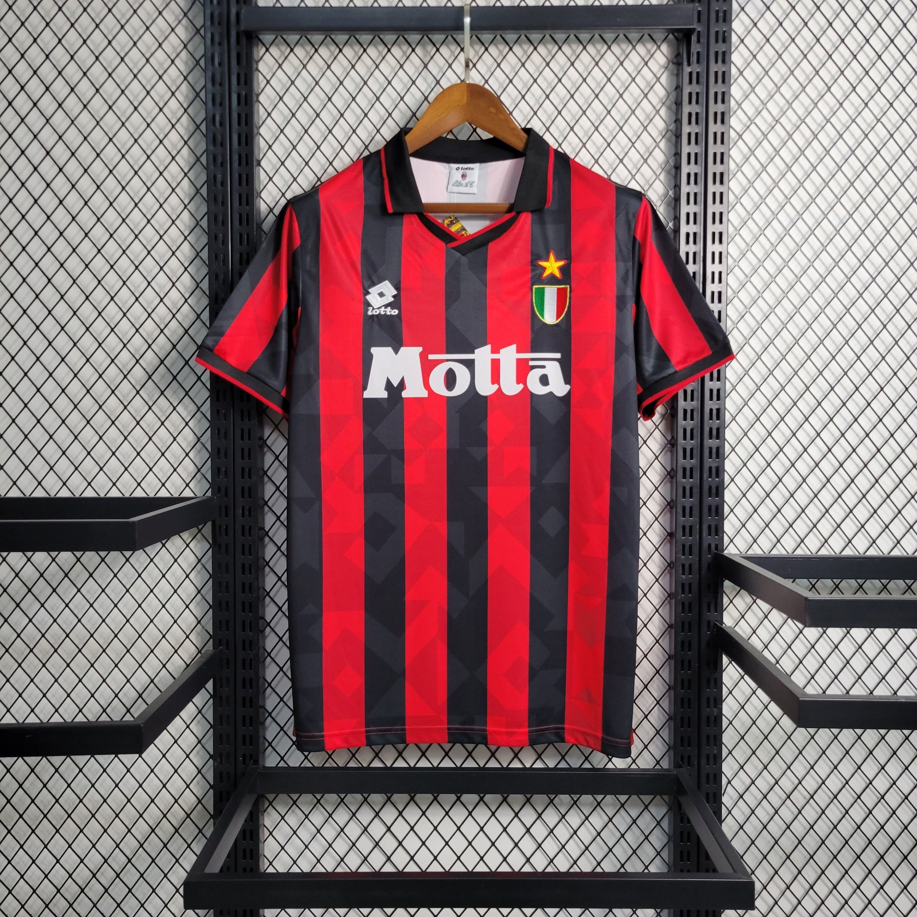 Camisa Milan Home 1993/94 - Lotto Retrô Masculina - Vermelha/Preta