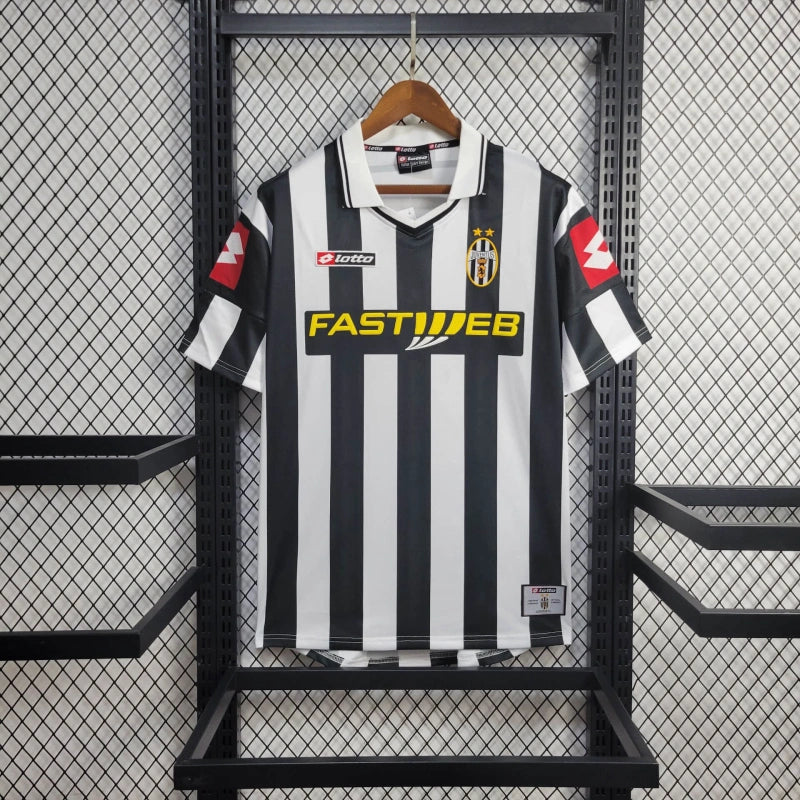 Camisa Juventus Home 2001/02 - Lotto Retrô Masculina - Branca/Preta