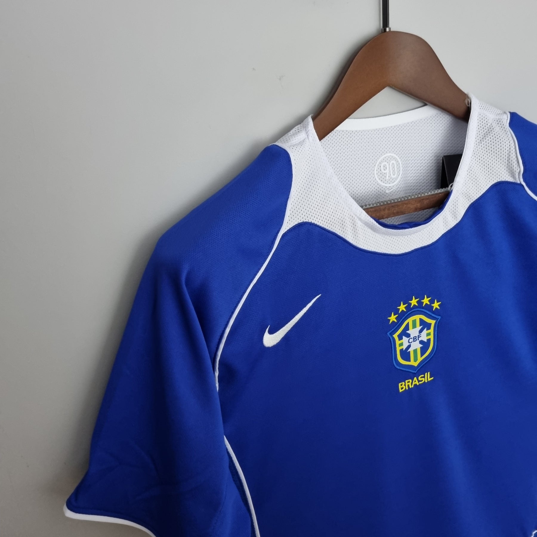 Camisa Seleção Brasil Away 2004/06 - Nike Retrô Masculina - Azul/Branca