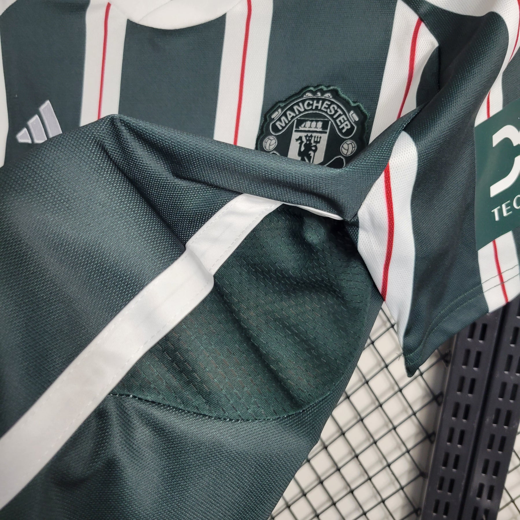 Camisa Manchester United Third 2023/24 - Adidas Torcedor Masculina - Verde/Branca