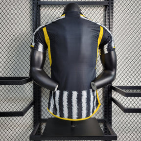 Camisa Juventus Home 2023/24 - Adidas Jogador Masculina - Branca/Preta