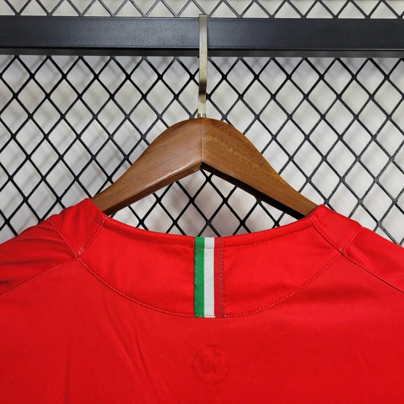 Camisa Juventus Away 2005/06 - Nike Retrô Masculina - Vermelha/Verde