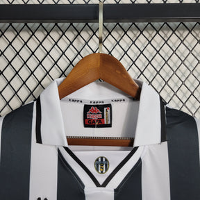 Camisa Juventus Home 1995/97 - Kappa Retrô Masculina - Preta/Branca