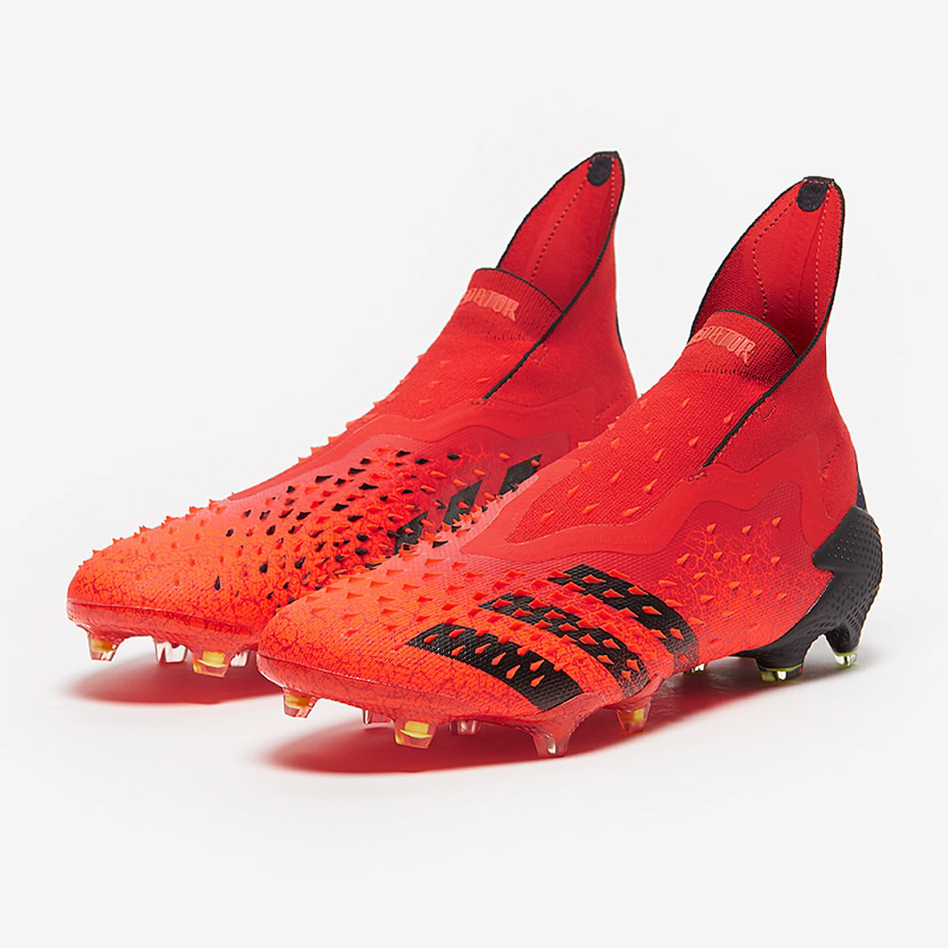 Chuteira Adidas Predator Freak + Meteorite