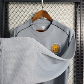 Camisa Manchester United Manga Longa Goleiro 2007/08 - Nike Retrô Masculina - Cinza/Preta