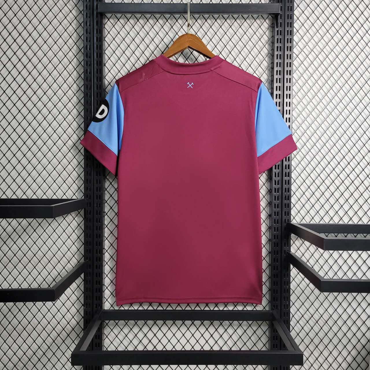 Camisa West Ham Home 2023/24 - Umbro Torcedor Masculina - Bordo/Azul