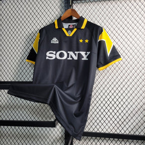 Camisa Juventus Home 1995/97 - Kappa Retrô Masculina - Preta/Amarela