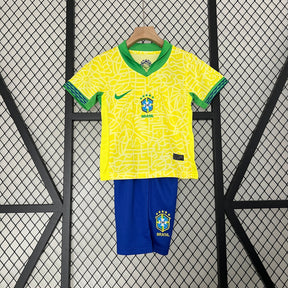 Kit Infantil Seleção Brasil Home 2024/25 - Nike Torcedor - Amarela/Azul