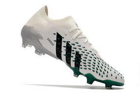 Chuteira Adidas Predator Freak .1 Low EQT