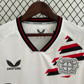 Camisa Bayer Leverkusen Home 2023/24 - Castore Torcedor  Masculina - Branca/Vermelha