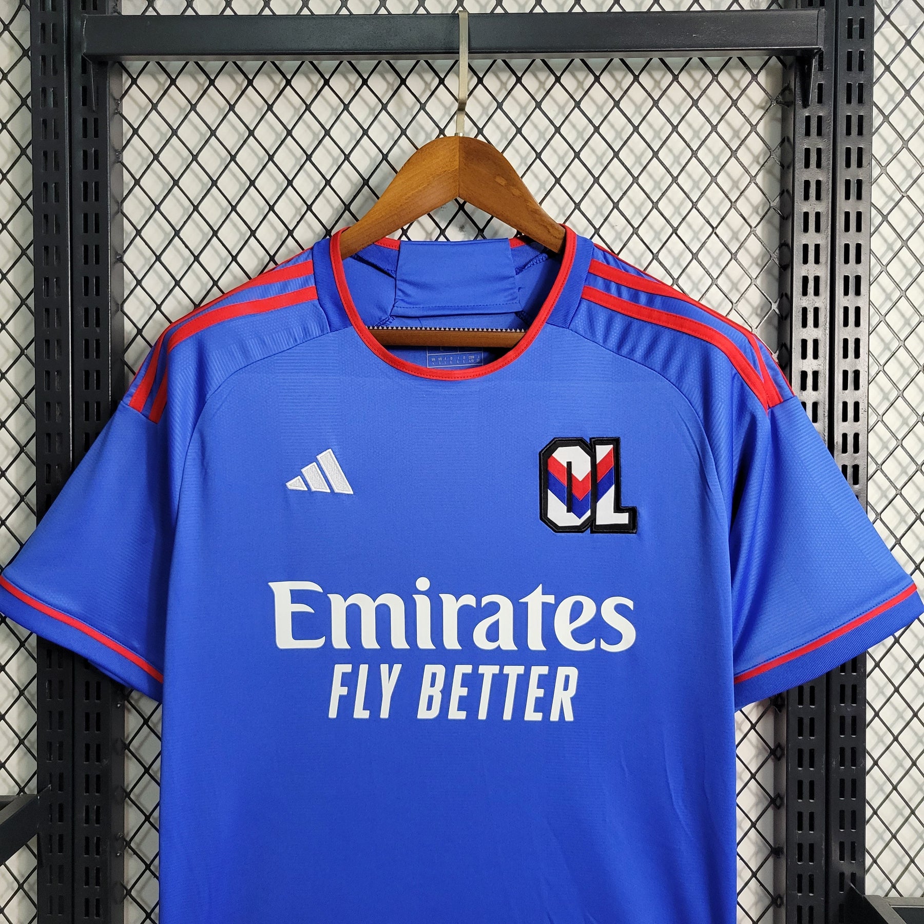 Camisa Lyon Away 2023/24 - Adidas Torcedor Masculina - Azul/Vermelha