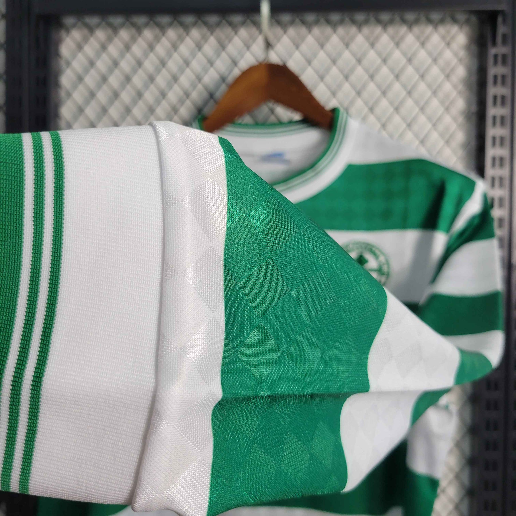 Camisa Manga Longa Celtics Home 1987/88 - Umbro Retrô Masculina - Branca/Verde